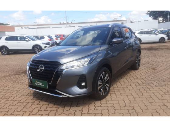 NISSAN KICKS PLAY 1.6 16V FLEXSTART SENSE XTRONIC NISSAN KICKS PLAY 1.6 16V FLEXSTART SENSE XTRONIC